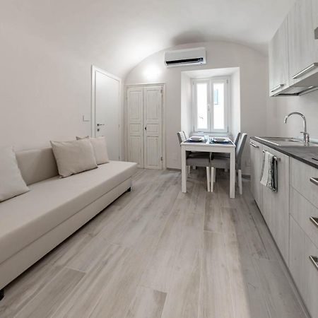 H11 Piccola Perla A Un Passo Dal Mare Apartment Santo Stefano al Mare Exterior photo